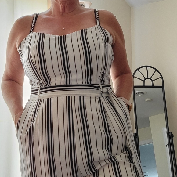 Jumpsuit - Picture 3 of 3